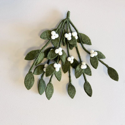 Mistelten i filt m. hvide bær