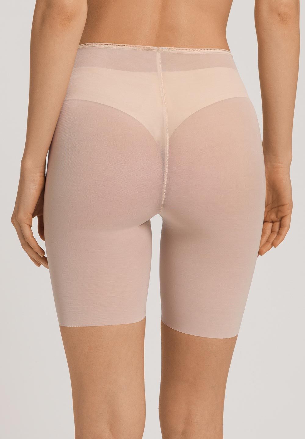 Smooth Illusion Shorts, Beige