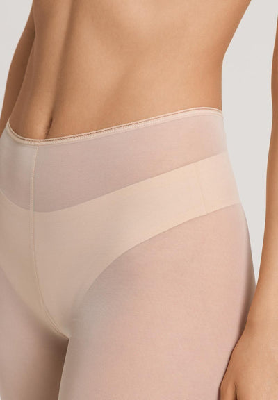 Smooth Illusion Shorts, Beige
