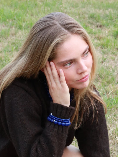 Smalt Krystal Armbånd, Lapis Lazuli