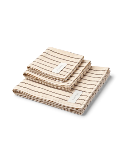 Una Håndklæde, Brown Rain