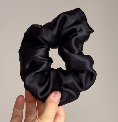 Silke scrunchie, No. 02, sort
