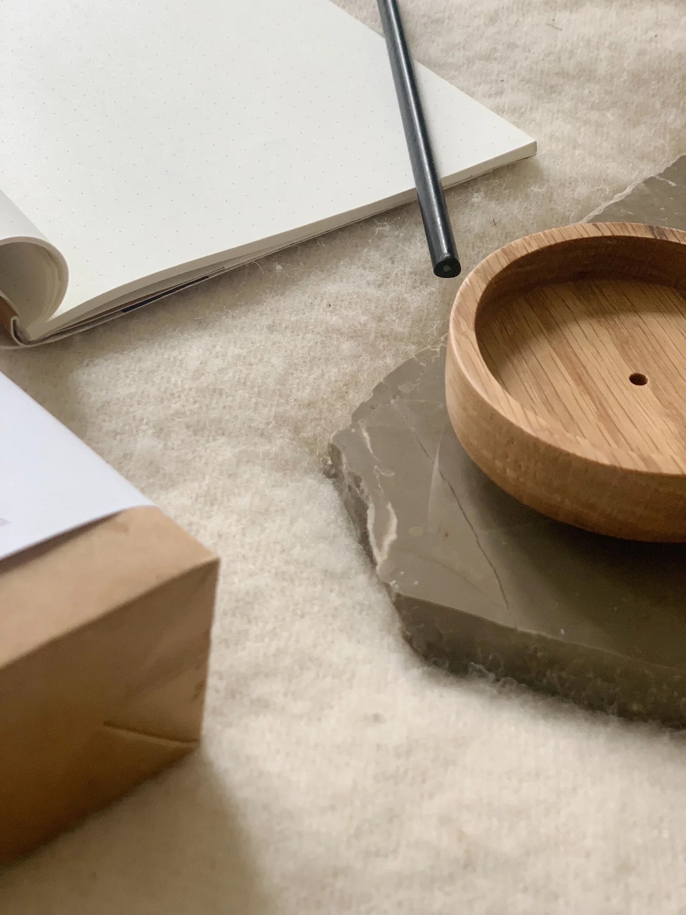 Soap dish, sæbeskål, oak