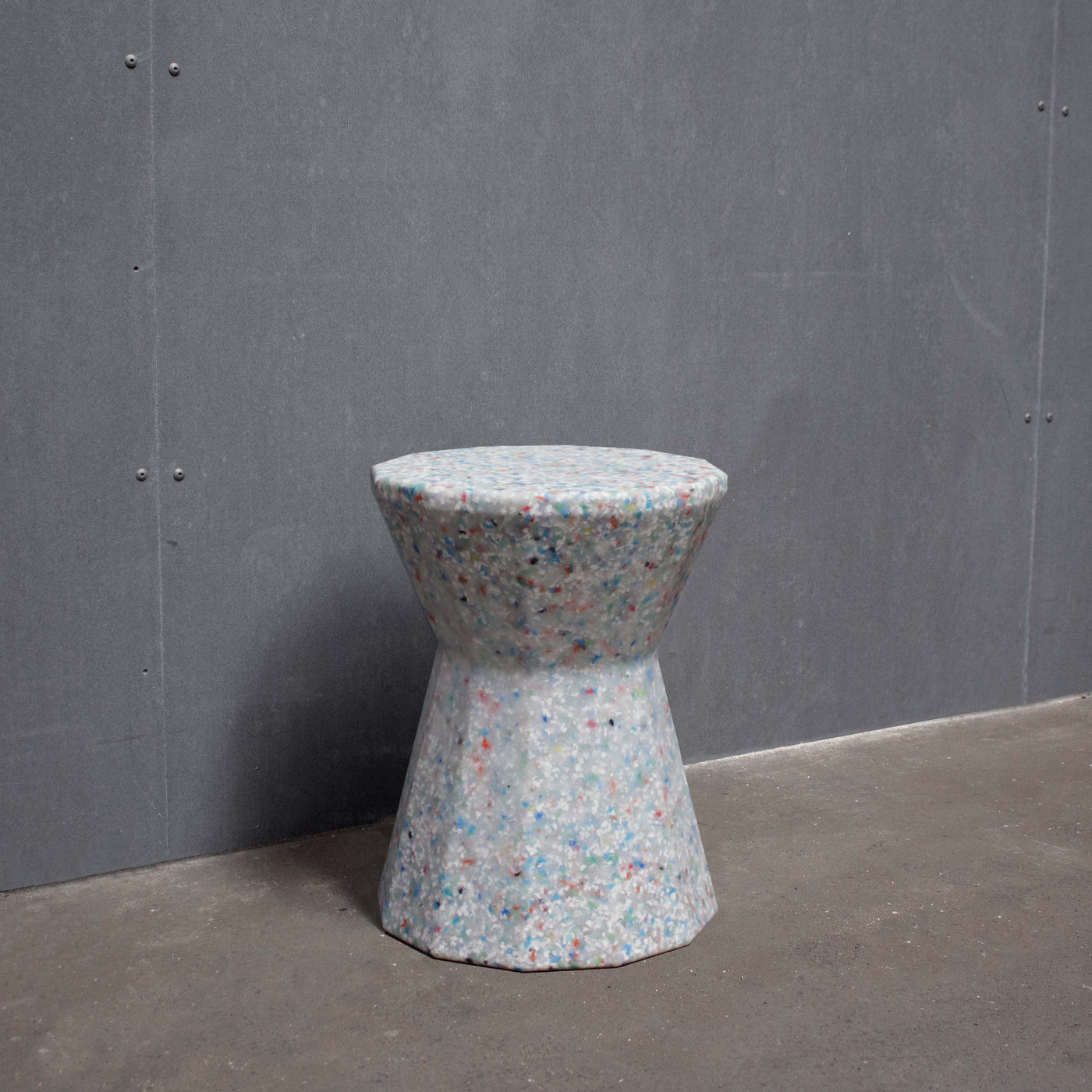 Skammel / bord, Mabel, Terrazzo