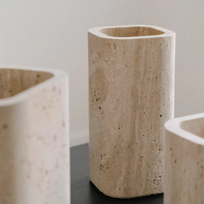 Vase, siv travertin, medium