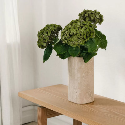Vase, siv travertin, medium