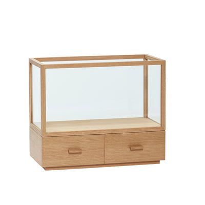Spectacle Vitrine, Natur